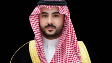 خالد بن سلمان يجري اتصالات مع وزيري دفاع فرنسا والسويد، ويدين الاعتداءات الإيرانية