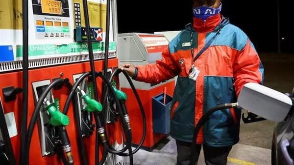 دعوات في جنوب إفريقيا لتبني العمل عن بُعد وسط تفاقم أزمة الوقود نتيجة الحرب الإيرانية