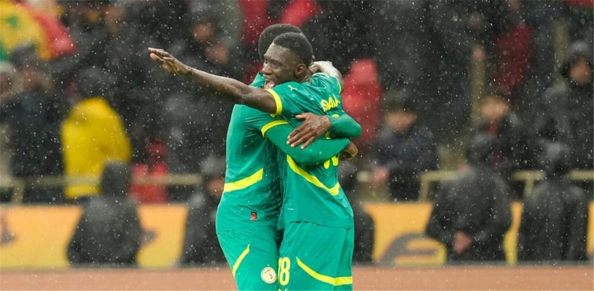 رئيس السنغال يطالب بخطوات رسمية بشأن قرارات 'كاف' وتأثير العامل على استعادة البطولة