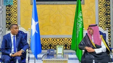 رئيس الوزراء الصومالي يغادر مطار الملك عبدالعزيز في جدة