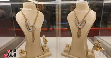 سعر الذهب عيار 21 بدون مصنعية يبلغ 7410 جنيهات اليوم السبت 14 مارس 2026