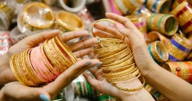 سعر الذهب في مصر يشهد استقراراً اليوم الأحد 15 مارس 2026 بعد تراجع ملحوظ