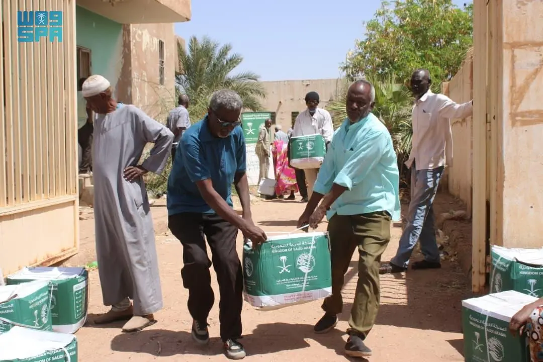 سلمان للإغاثة يوزع 590 سلة غذائية في العاصمة السودانية الخرطوم