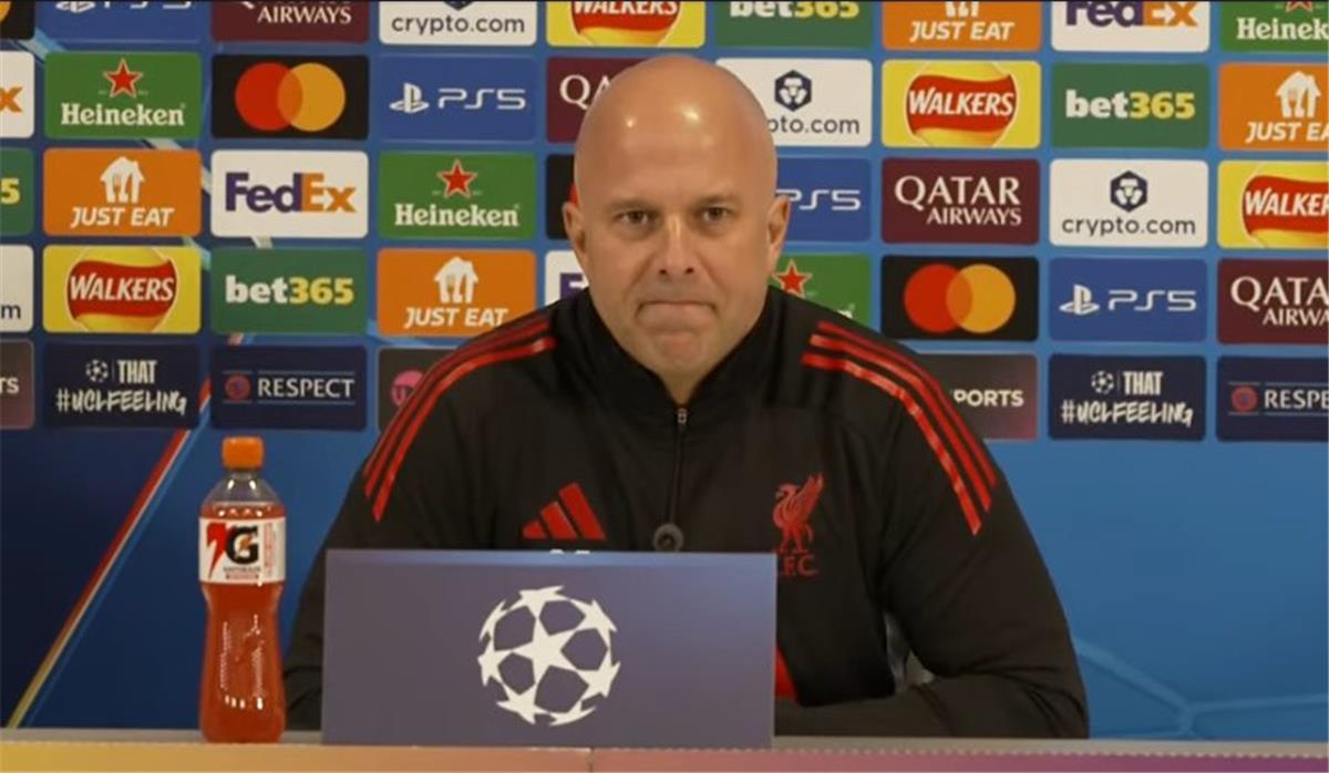 سلوت: استياء الجماهير يؤلمني.. ولا أوافق على تصريحات كاراجر