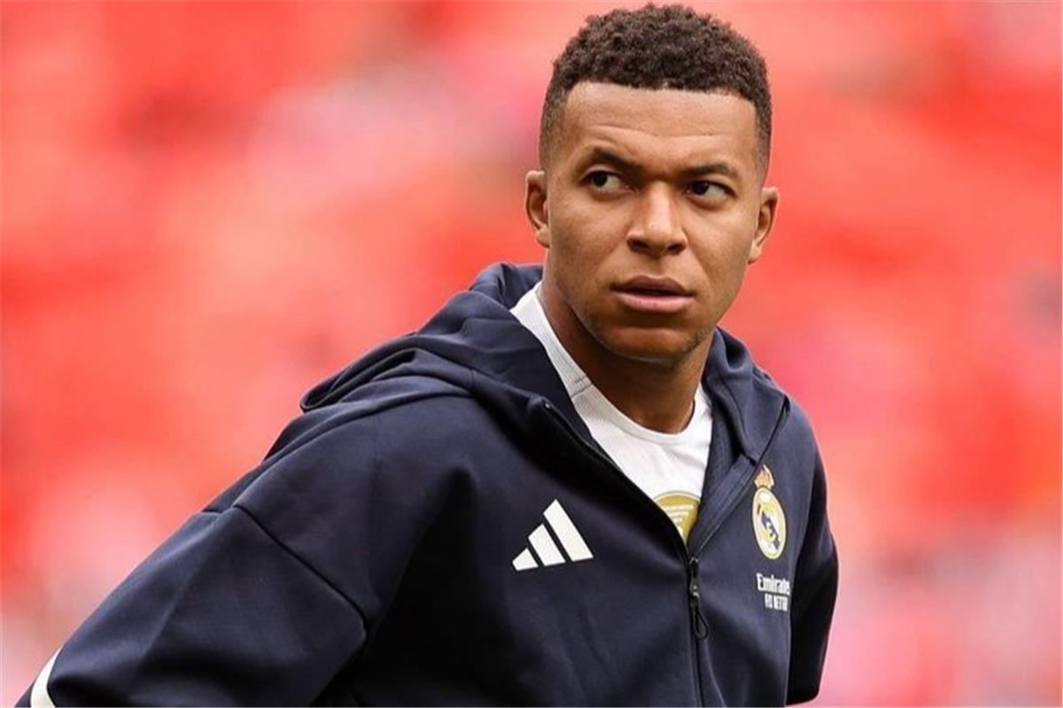 صحفي فرنسي يكشف: مبابي وريال مدريد مستمرون في تضليل الحقائق