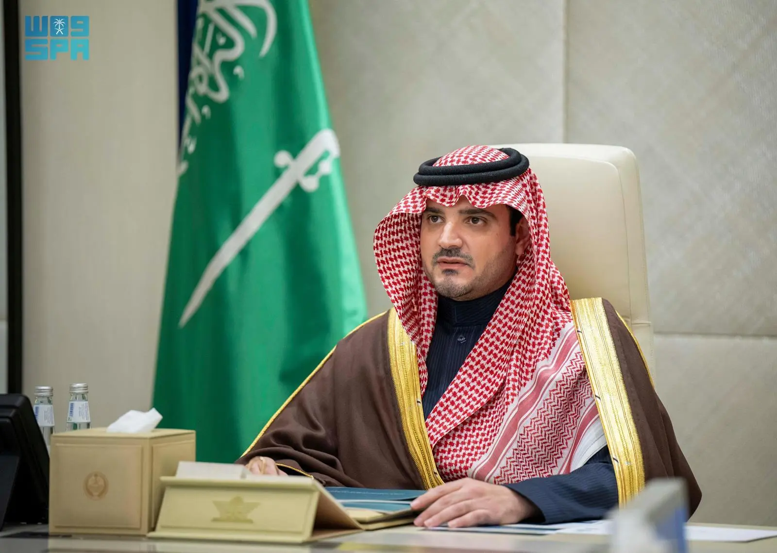 عبدالعزيز بن سعود يترأس الاجتماع الـ33 لأمراء المناطق: توجيهات لتفعيل الموارد وتعزيز الأمن ودعم العالقين الخليجيين