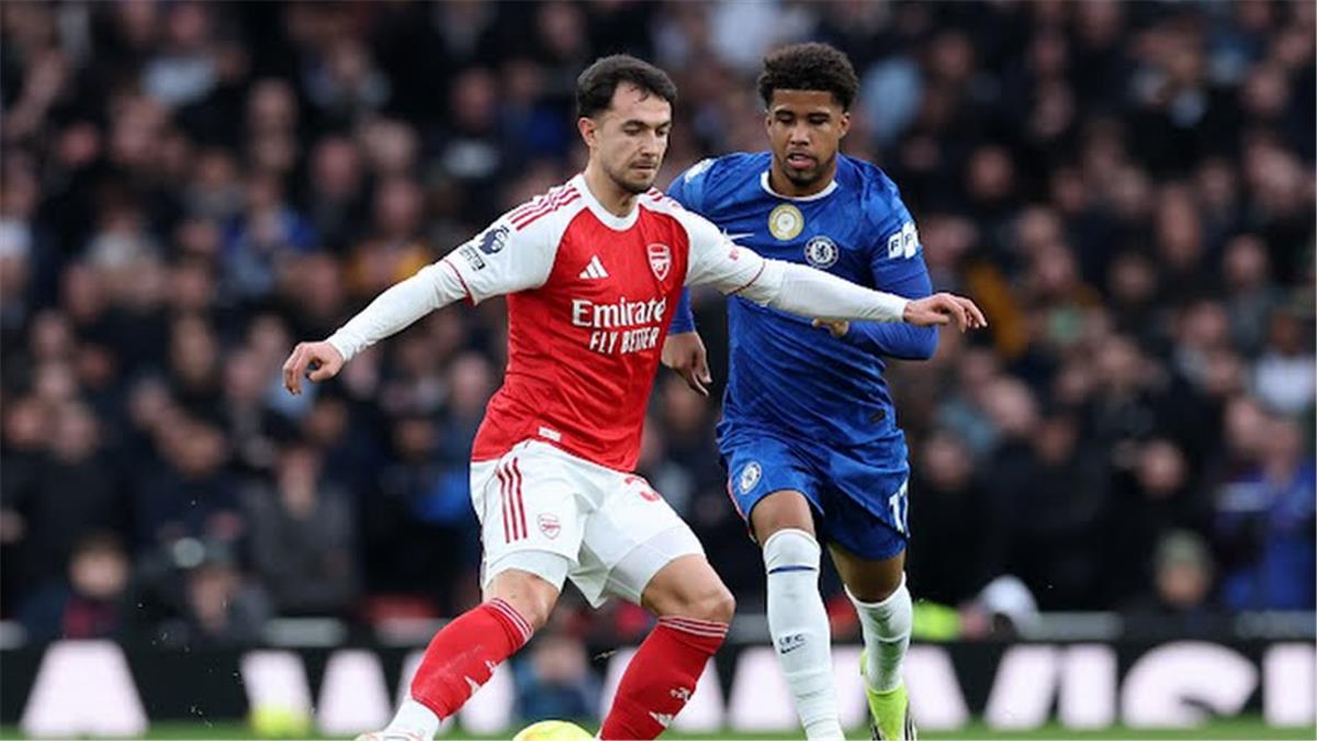 فيديو: آرسنال يتفوق على تشيلسي ويعزز صدارته في الدوري الإنجليزي