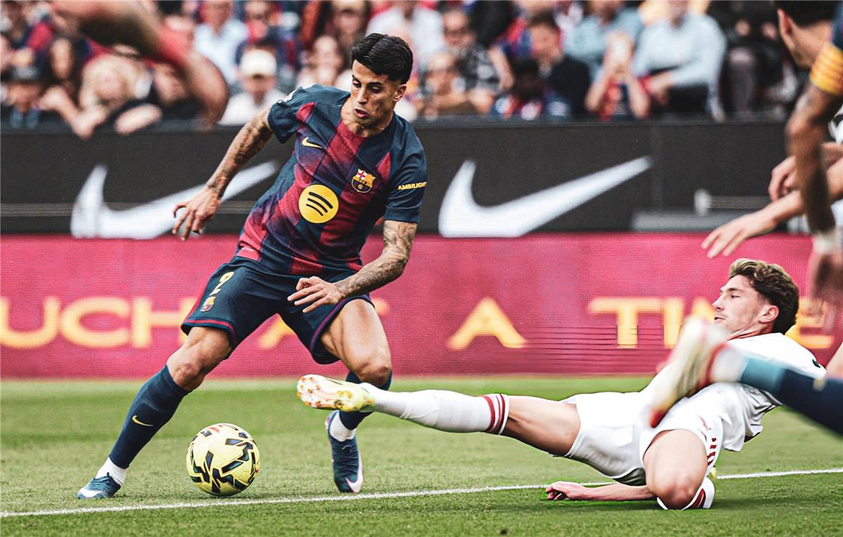 <p><strong>فيديو حصري: كانسيلو يحرز الهدف الخامس لبرشلونة أمام إشبيلية</strong></p>