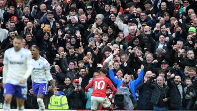 فيديو: مانشستر يونايتد يتفوق على أستون فيلا ويعتلي المركز الثالث في الدوري الإنجليزي