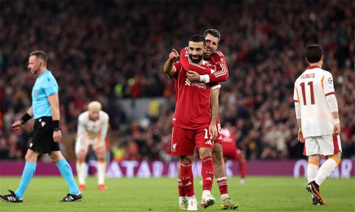 <p><strong>فيديو: محمد صلاح يطلب مغادرة مباراة ليفربول ضد جالطة سراي ويتجه إلى غرفة الملابس</strong></p>