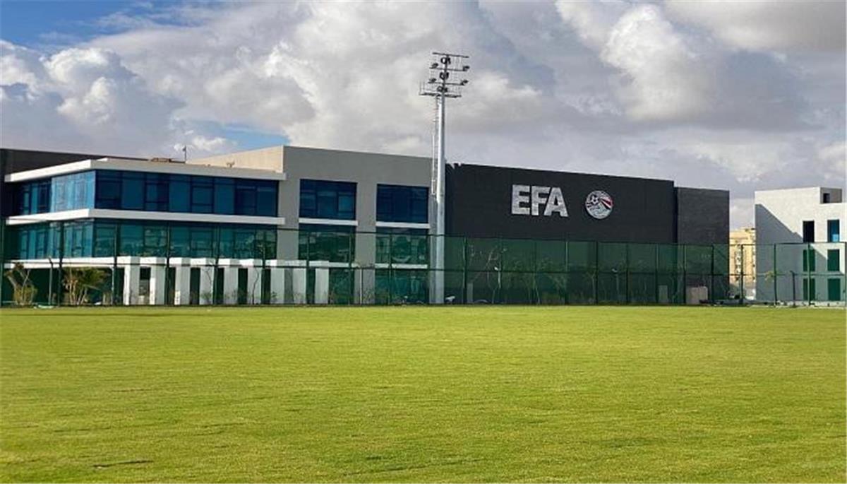 فيفا يُخطر اتحاد الكرة بقرار استبعاد حكمين من إدارة المباريات خلال فترة التوقف الدولي