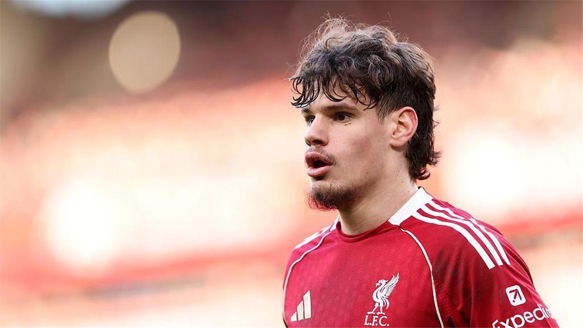 كيركيز: خطة مُحكمة أمام جالطة سراي تبرز أفضل أداء لي مع ليفربول