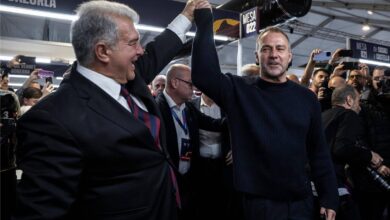 لابورتا: فليك يمكنه تجديد عقده والبقاء في برشلونة 5 سنوات إضافية