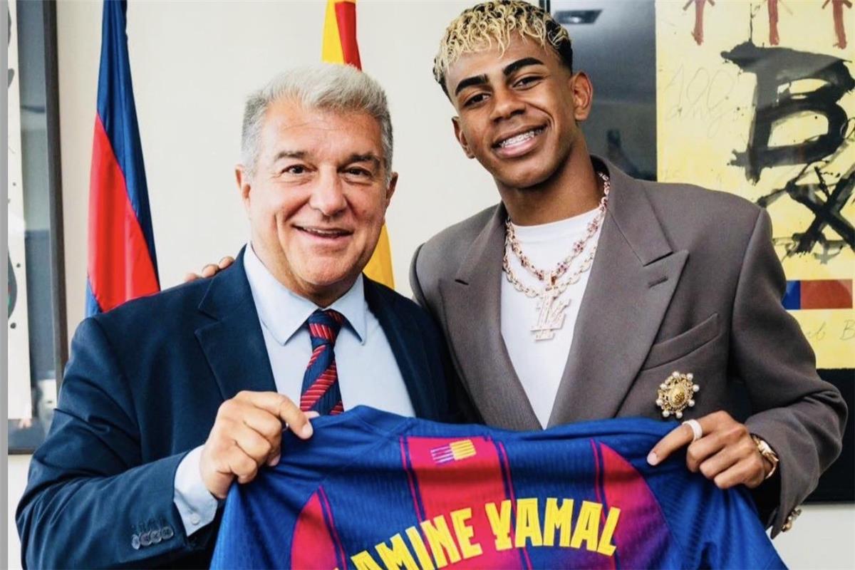 لابورتا: لامين يامال موهبة فريدة.. وسرور بموقف ميسي في الانتخابات