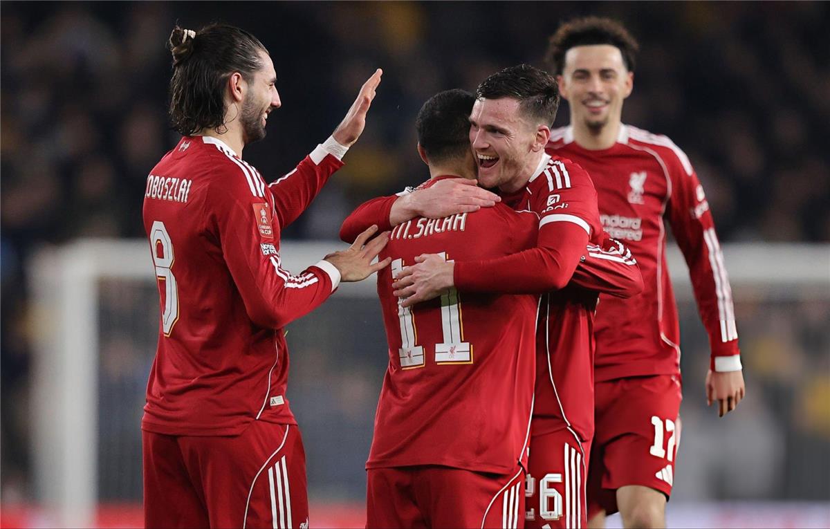 محمد صلاح يقود ليفربول لفوز مثير على ولفرهامبتون بثلاثية ويتأهل لربع نهائي كأس الاتحاد الإنجليزي