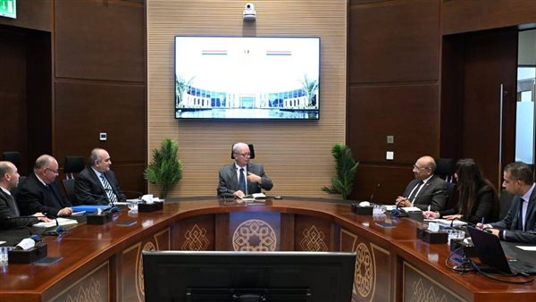 نائب رئيس مجلس الوزراء يشرف على انطلاق تنفيذ موازنة البرامج والأداء