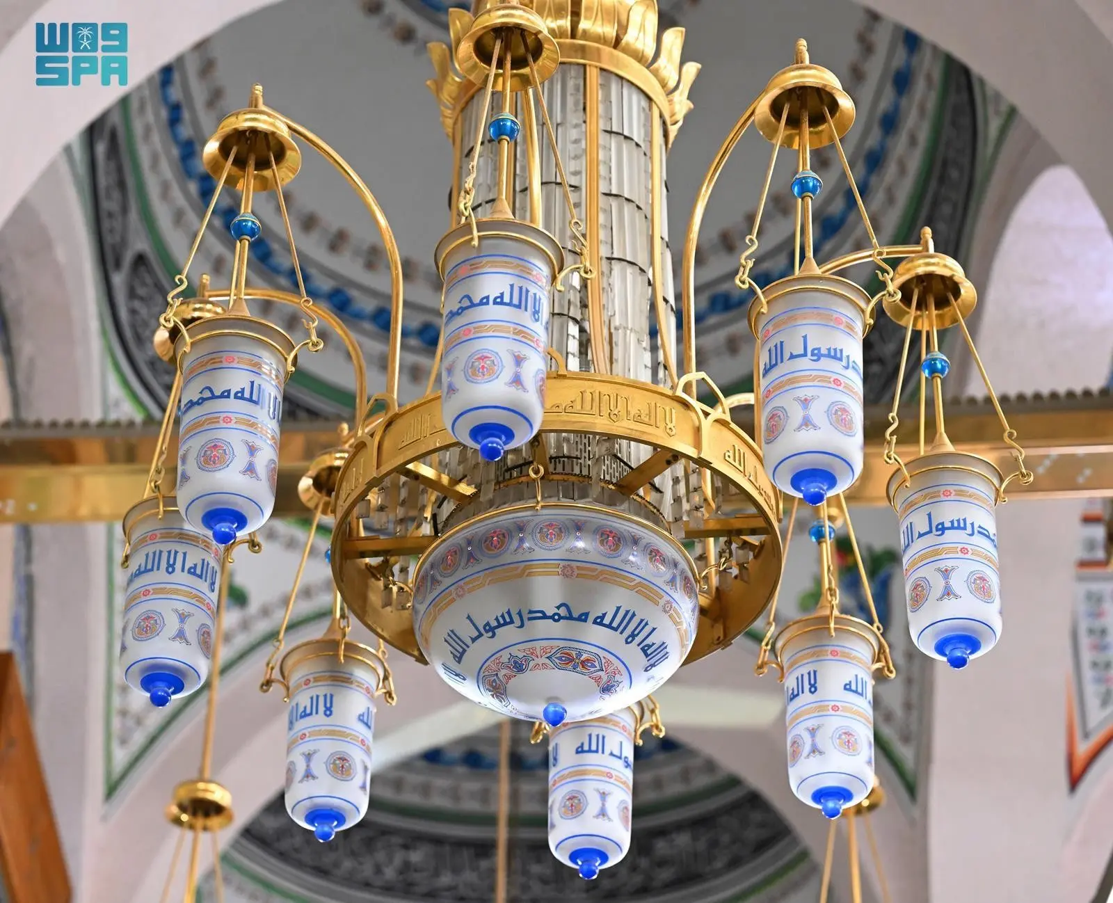 نظام إضاءة متكامل في المسجد النبوي: تعزيز الجمال المعماري ودعم الاستدامة الطاقية