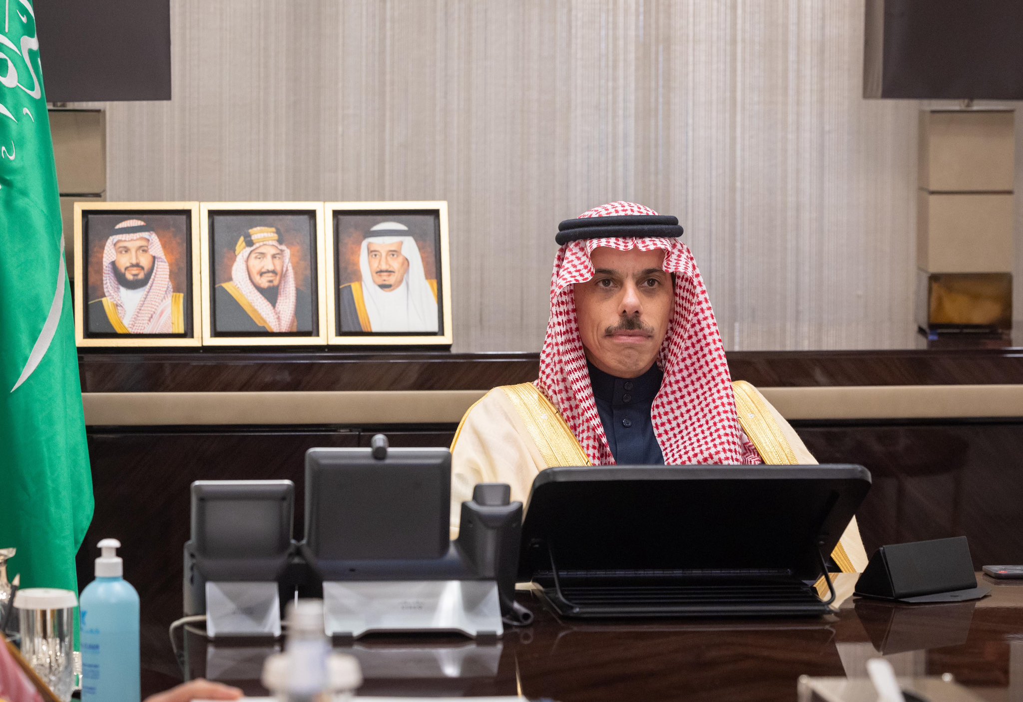 وزراء خارجية التعاون الخليجي: تعزيز التضامن والموحدة لمواجهة الاعتداءات الإيرانية